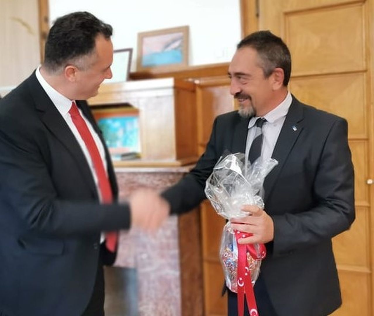 Председателят на Общински съвет - Плевен се срещна с генералния консул на Република Турция 